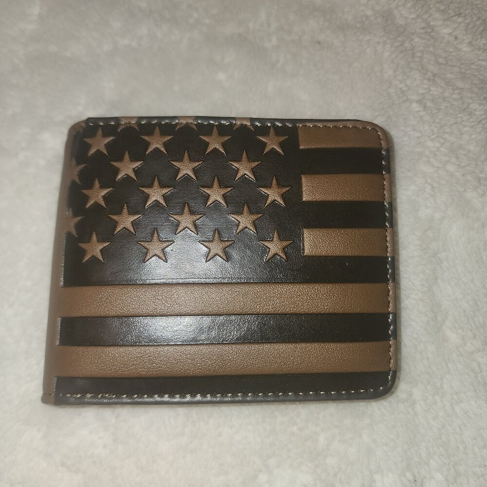 NWT~MONTANA WEST~Men's Leather American Pride Bi-Fold Wallet